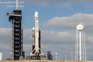 2023 DIC 28o SPACEX FALCON PESADO USSF-52 LC-39A KENNEDY SPACE CENTER X-37B FH - Imagen 1 de 1