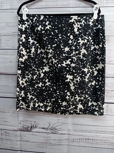 ANN TAYLOR Pencil Skirt Women's 12 White Black Floral Lined Straight Knee Length - Picture 1 of 12