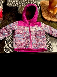V-Northface Toddlers Beautiful Multiprint zip front Hooded Jacket SUZE 3T EUC! - Picture 1 of 8