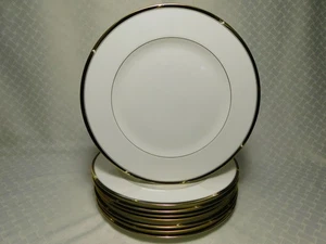 Set of 8 Mikasa Academy Dinner Plates CAH05, Bone China - Picture 1 of 11