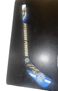 Penguins 18 Inch Hockey Stick Signed By Tyler Kennedy 48 - Picture 1 of 5