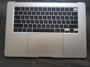 Apple MacBook Air 15 Zoll, A2941, M2, 2023, Plamrest, Tastatur, Assembly, Silber - Bild 1 von 6