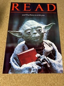 Póster de cartulina promocional Star Wars Yoda Read 1983 12"x18" - Imagen 1 de 1
