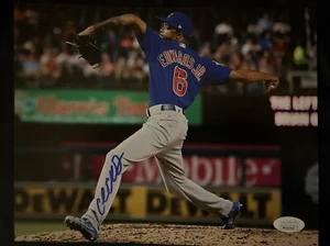 Foto firmada automática de 8x10 de los Chicago Cubs 2016 de los WS Champs de Carl Edwards Jr. ~ Certificado de autenticidad de la JSA - Imagen 1 de 5