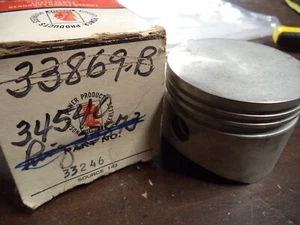 Tecumseh OEM NOS piston 34540 - Picture 1 of 2