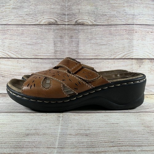 Sandali Clarks Lexi donna misura 7 5 plateau zeppa pelle marrone nero