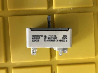 INTERRUPTOR USADO PARA KENMORE RANGE PT# 164D1816P010 ENVÍO GRATUITO  Foto 1 de 2