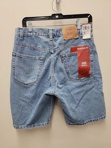 Vintage Levi's 505 Regular Denim Jeans Shorts Medium Wash Men's Waist Size 33 - Imagen 1 de 6