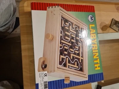 Small Foot Labyrinth Holz Geduldspiel Kugelspiel Geschicklichkeit Kinder Spiel  - Bild 1 von 4
