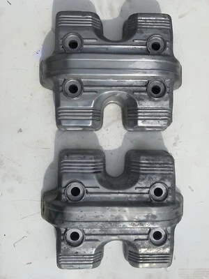 1985 HONDA VF700f TAMPAS DE VÁLVULA INTERCEPTADORA FABRICANTE DE EQUIPAMENTO ORIGINAL - Imagem 1 de 4