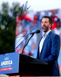 DONALD DON TRUMP JR. Foto firmada de 8x10 con holograma certificado de autenticidad - Imagen 1 de 2
