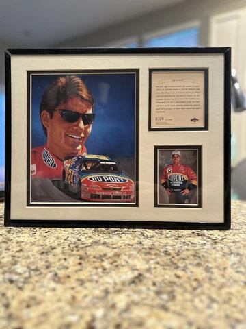Jeff Gordon NASCAR Kelly Russel Sports 1997 No6328 Plaque Picture Doug Meythaler Cover