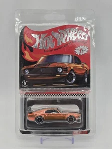 New In Case - Hot Wheels RLC - ‘70 Ford Mustang Boss 302 - Club Car - W/ Button - Picture 1 of 4