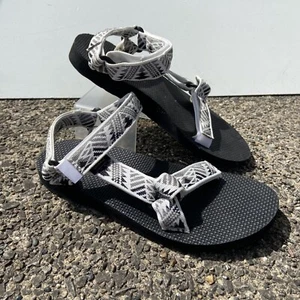 Teva Sandals Womens Sz 7 Universal Sandal Hike Comfort Black White Geometric - Picture 1 of 7