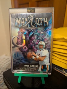 Dan Marino-QB-Dolphins•2024 WC Dino-Might PreHistoric•Mammoth /5 & Extinct - Picture 1 of 1