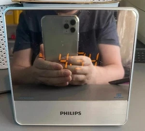 Philips Alarm Clock Radio Mirror AJ3231/05 Dual Alarm Times Buzzer FM/MW - Picture 1 of 1