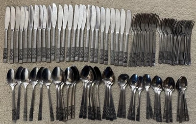 Juego de cubiertos Rogers Casa Vista de acero inoxidable de 109 piezas usados desgaste normal Foto 1 de 4