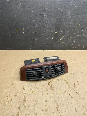 Cadillac SRX 2004 a 2009 tablero central delantero aire acondicionado ventilación OEM U5204 DG Foto 1 de 4