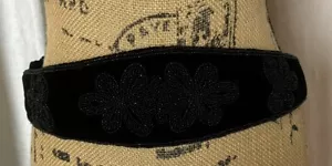 Vintage Women’s Belt Black Velvet Beaded Floral Stretch 80s 90s Dynasty Retro - Picture 1 of 3