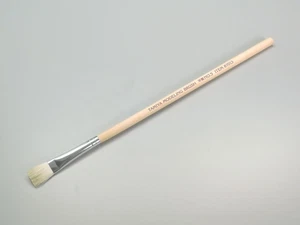 TAM87013 Tamiya Flat Brush No.5 - Picture 1 of 1