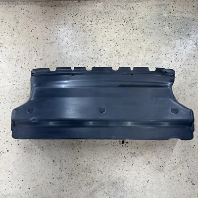 2016-2019 JAGUAR XJ XJL XJR FRONT LOWER RADIATOR COVER DEFLECTOR SHIELD GUARD OE Foto 1 de 4