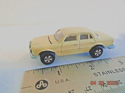   Ertl, Mercedes Benz 1978, 450 SE.  Foto 1 de 4