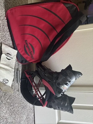 Kangoo Jumps KJ Pro 3 – Vermelho Grande – com Bolsa, Manual e Molas em T - Imagem 1 de 4