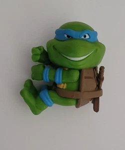 Modellino NECA Scaler Leonardo Teenage Mutant Ninja Turtles TMNT 2" supporto cavo - Foto 1 di 5