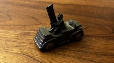 Rare VINTAGE 1930's BARCLAY MANOIL Military Army Truck With AA Guns - Image 1 of 4