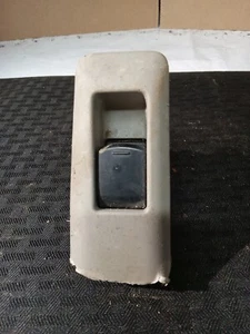 05 06 07 08 09 10 2011 2012 Nissan Pathfinder Left Rear Window Switch - Picture 1 of 4