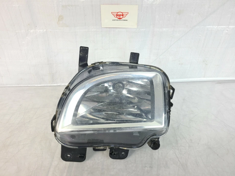 Оригинальная передняя правая противотуманная фара со стороны пассажира для Volkswagen Golf GTI 2010-2013 годов выпуска - Изображение 1 из 3