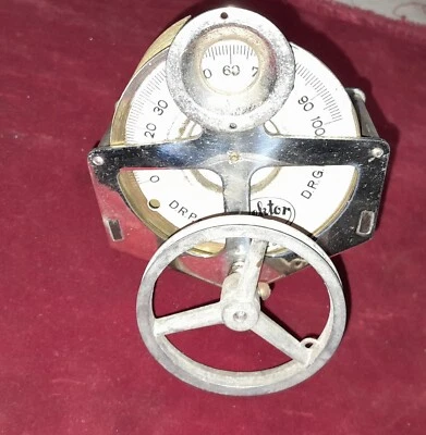 CONDENSATORE VARIABILE ARIA 1 SEZIONE CON SCALA INDICATRICE. #RDV1. Leggi tutto! - Immagine 1 di 4