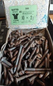 BOX 10 X 2" SLOTTED STEEL NETTLEFOLDS WOOD SCREWS - APPROX 200 - FREE POSTAGE - Picture 1 of 1