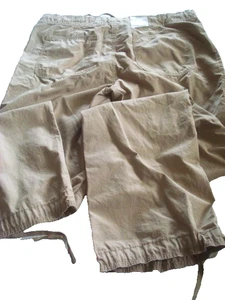 Pantalones de mujer talla mediana caqui NUEVO - Imagen 1 de 2