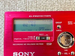 Sony MZ-R900 Mini Disc Player/Recorder Walkman. 284 - Picture 1 of 14