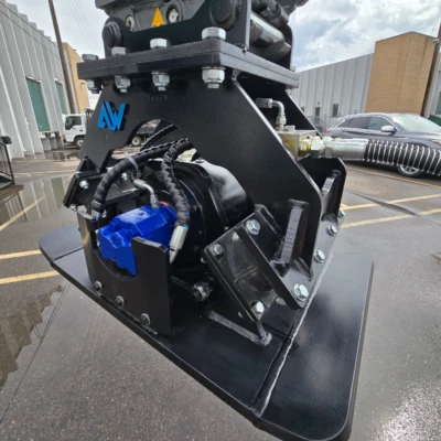 Placa compactadora excavadora - Excavadoras hasta 6 toneladas - 22"x36" Foto 1 de 4