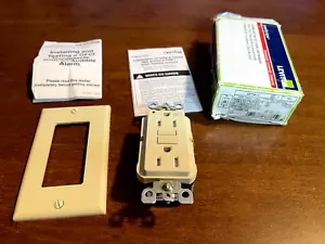 Leviton GFTA1-I 15A 125V Thermoplastic 2-Pole 3-Wire Ivory Audible GFCI Outlet - Picture 1 of 2