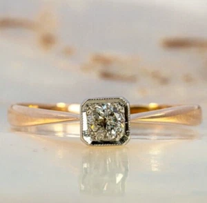 Exquisite 18ct Gold Diamond Engagement Ring - Perfect Gift - Picture 1 of 14