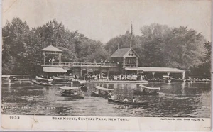 BOAT HOUSE, CENTRAL PARK, NEW YORK CITY, NEW YORK USED POST CARD - Picture 1 of 2