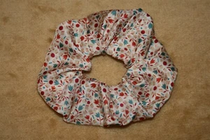 Scrunch-Ups HAIR SCRUNCHIES - Shiny Fabric With Tulips & Dots Scrunchie - Picture 1 of 2