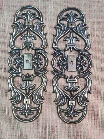 Vtg Lot of 2 60s/70s Mid Century Hollywood Regency Knob Backplates Salvage Brass Cover