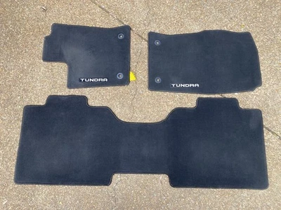 Juego de alfombrillas Toyota Tundra 2022-2026 negras Crewmax OEM ALFOMBRA PT919-34220-20 Foto 1 de 4