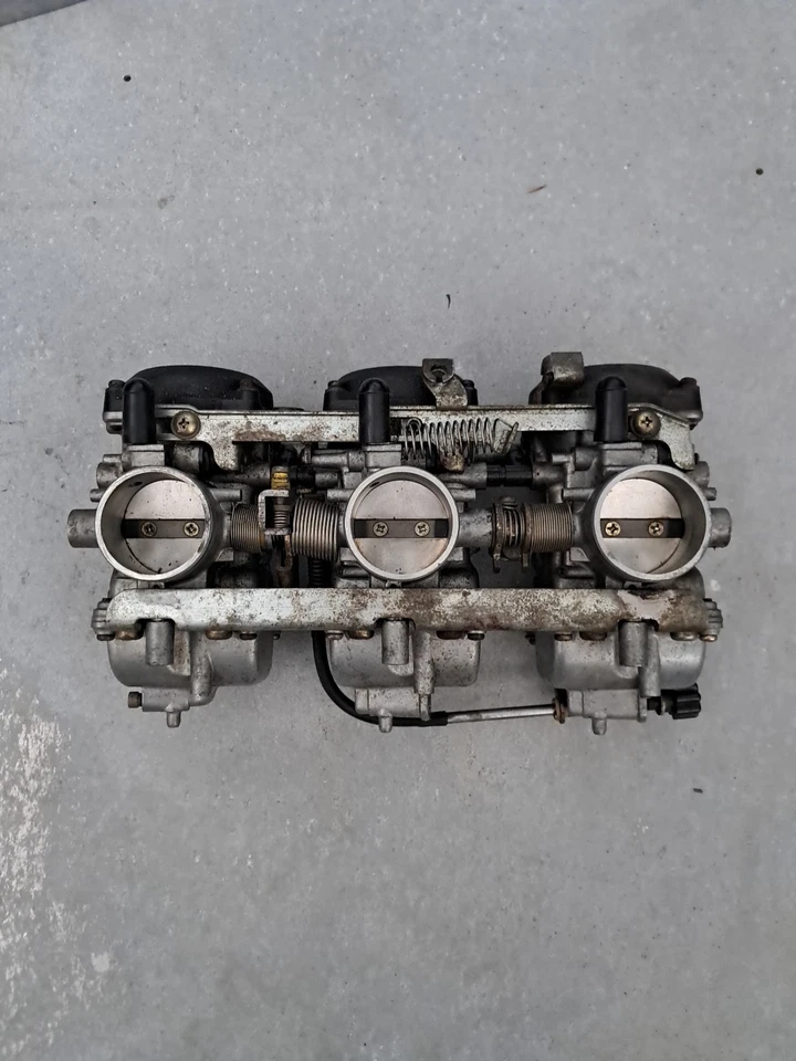 Carburadores 99-01 Triumph Legend TT 900 Foto 1 de 4