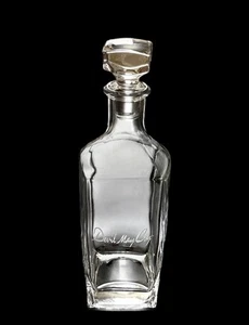 Rare Devil May Cry 10” Crystal Decanter DMC Capcom Cafe Original Excellent - Picture 1 of 11