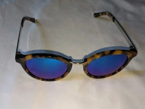Madewell Schildpatt Sonnenbrille blaue Gläser rundes Gestell Madewell Sonnenbrille - Bild 1 von 24