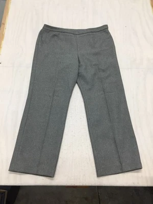 Le Suit dress pants womens 18 gray side zipper 100% polyester - Image 1 of 4