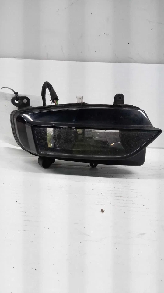 2015 AUDI A4 Left Fog Light Assembly Black OEM 371691 127K Miles Foto 1 de 3