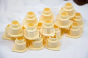 10 YELLOW CELL CUP HOLDERS NICOT QUEEN REARING SYSTEM QUEEN BEE RAISING BREEDING - Picture 1 of 1