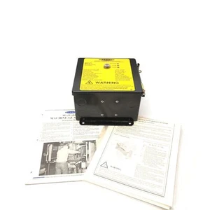 Banner Engineering MGCA-1 Arreglo de Haz Máquina Protector Caja de Control 115VAC 50/60Hz - Imagen 1 de 9