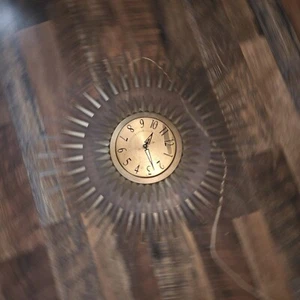 Orologio da parete elettrico vintage MCM General Electric filo starburst tono oro 24” US - Foto 1 di 5